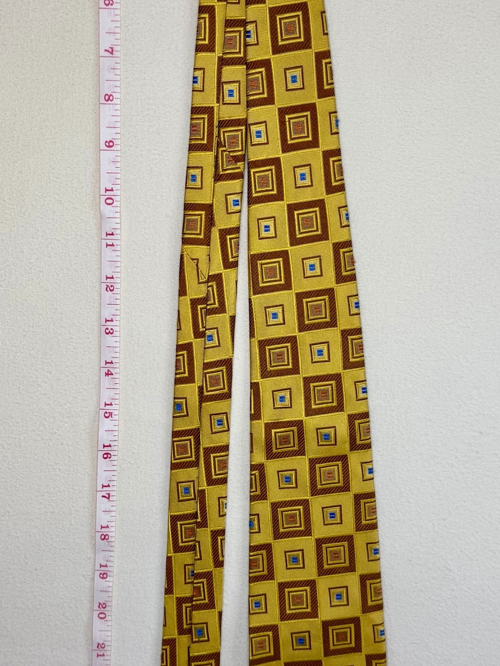 Jos. A. Bank Silk Tie Made in Italy Yellow Gold Geometric Square Men's Necktie